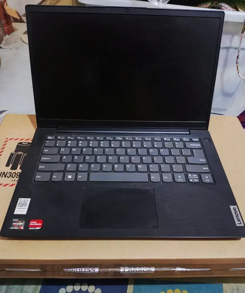 Lenovo V14 G2 AMD Ryzen 3