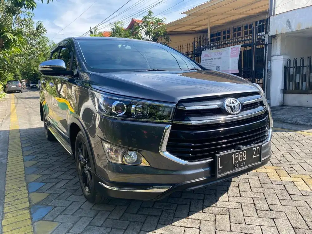 Toyota Innova Venturer 2017 Automatic