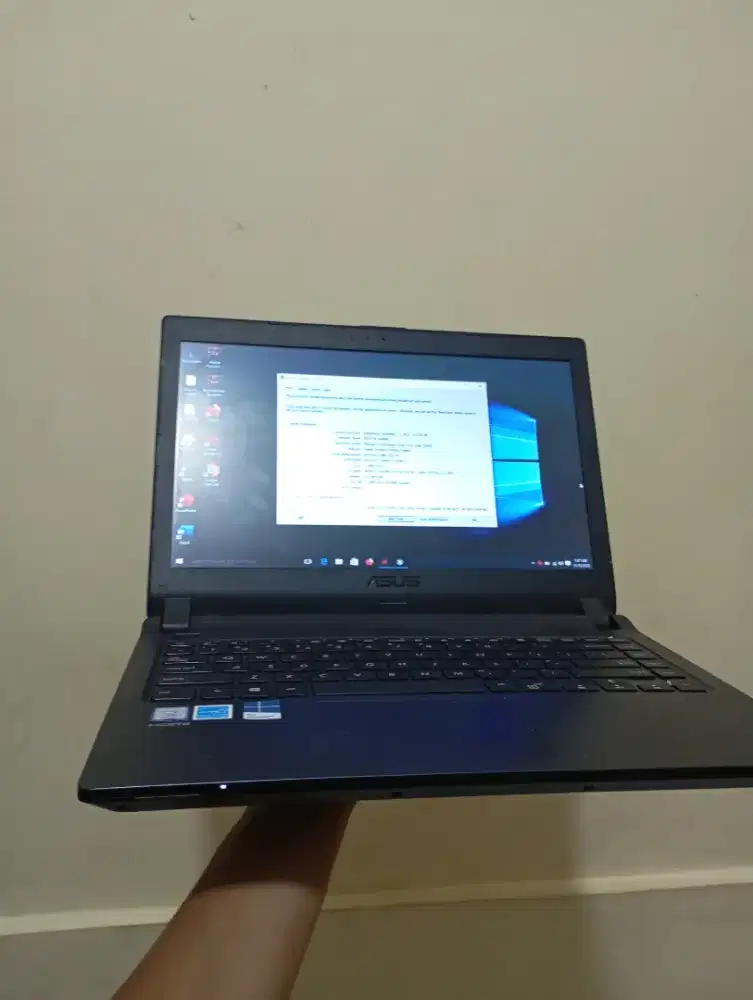 Laptop Asus Pro P1440