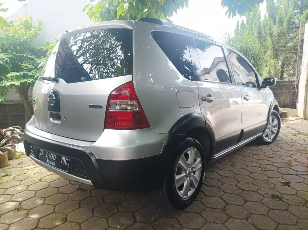 Nissan Livina XGear 1.5 AT