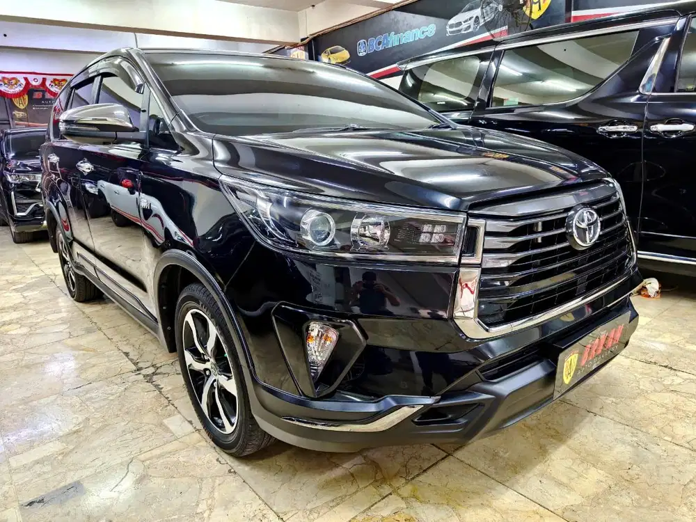 INNOVA VENTURER Q AT 2022 STOK TERBATAS