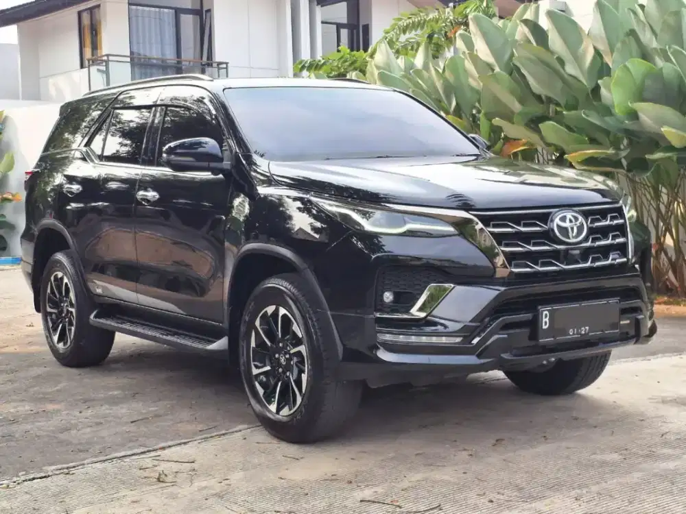 Toyota Fortuner 2.4 GR Sport AT 2021 Pajak Panjang Free Garansi