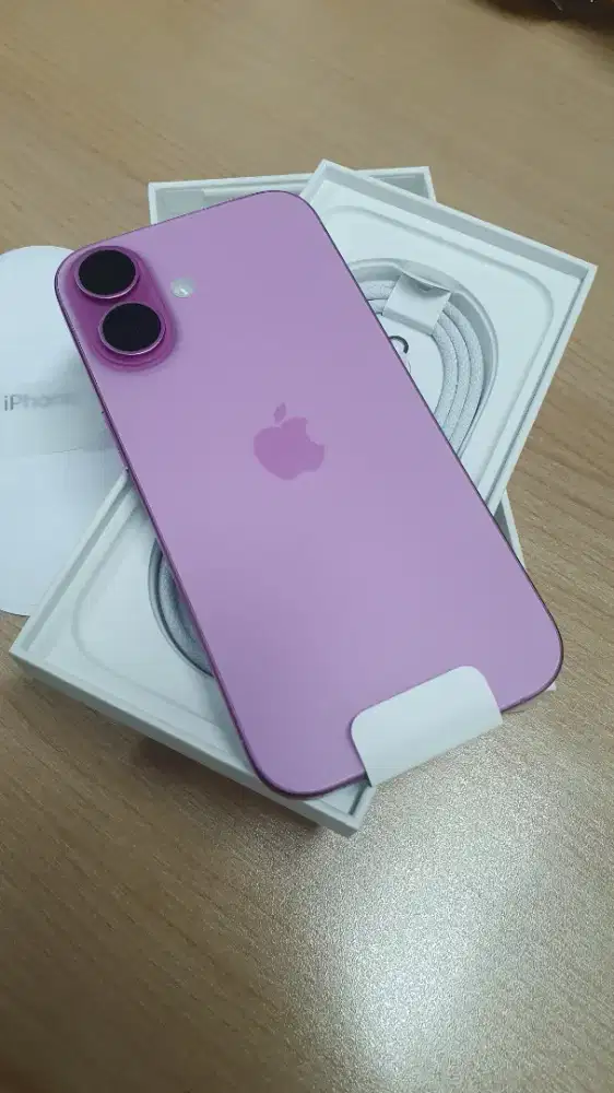 Iphone 16 128GB garansi blibli