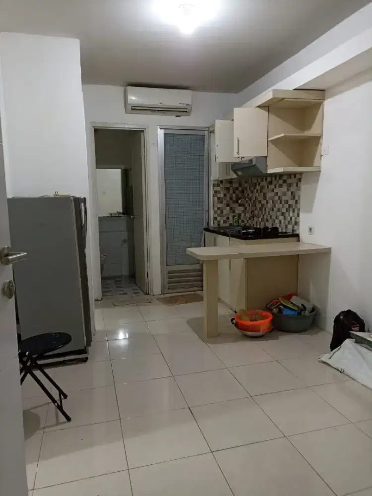Di jual Unit 2 BR apartemen kalibata city tower kemuning semi furnish