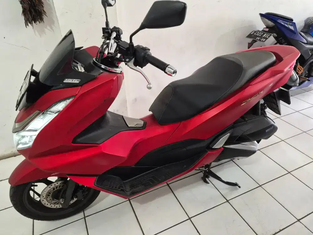PCX 160 NEW ABS 2022 KM 14ribu oke cas/ kredit DP 500