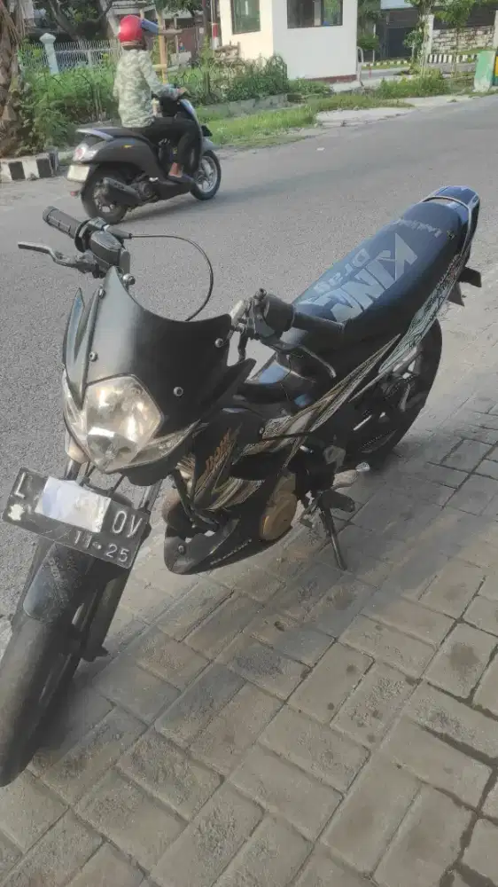 Satria150 seperti baru95%murah2012