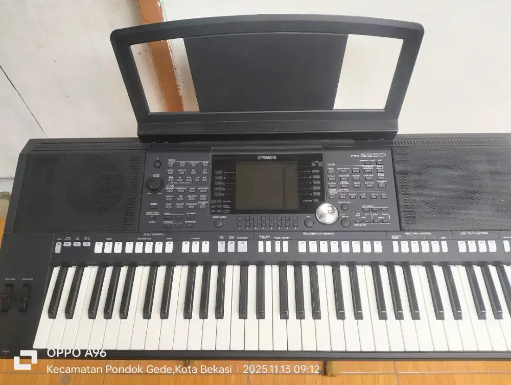 Yamaha psr 950 like new