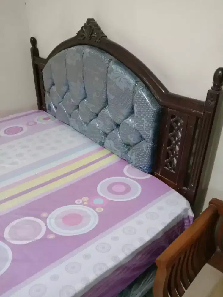 Jual BU kasur springbed +risbang komplit masih bagus