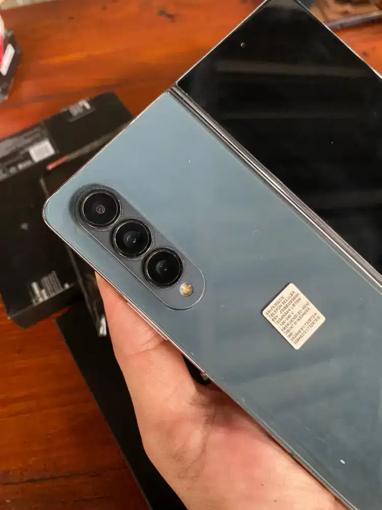 Samsung Z Fold 4 (12/512)Gb. SEIN