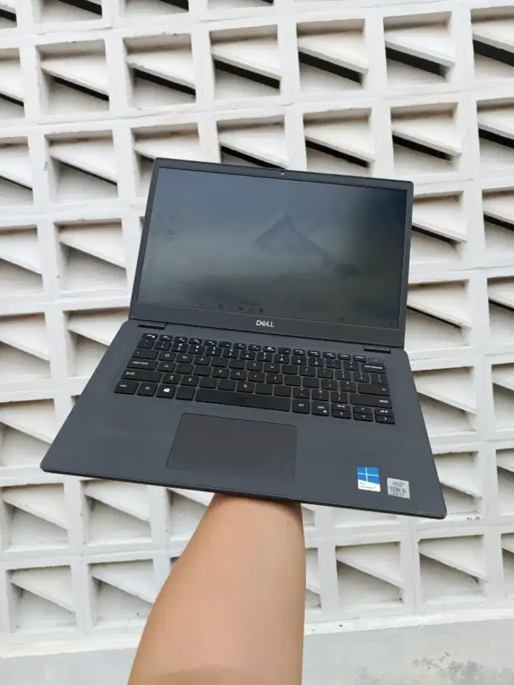 Dell Lattitude 3410 Intel Core i5 Gen 10 Mulus Like New