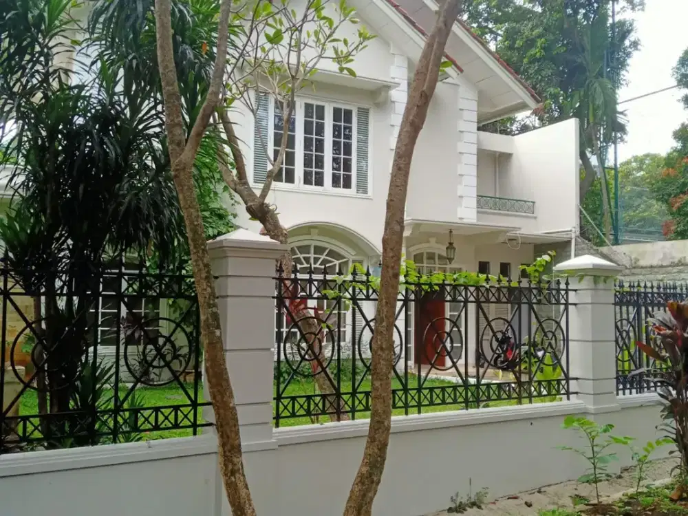 Dijual  Classic Colonial Modern House di jakarta Selatan - PR 16374
