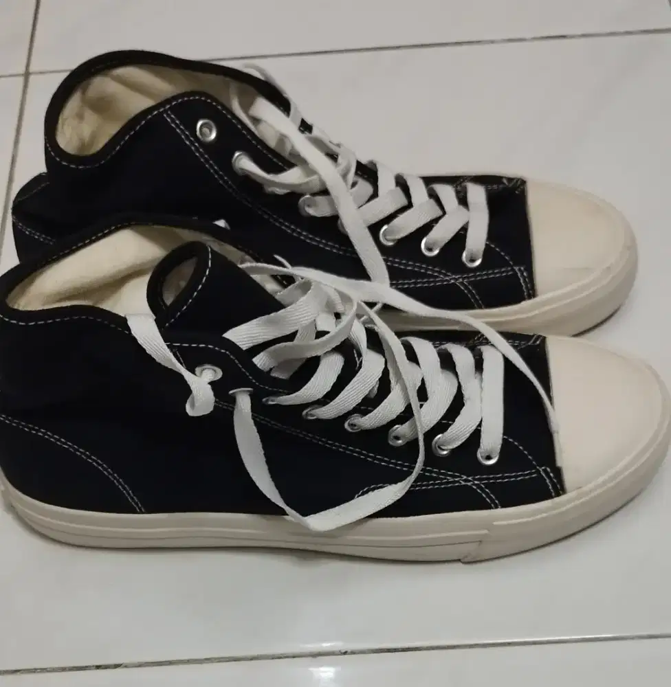 Sepatu H&M belum pernah pakai size 44