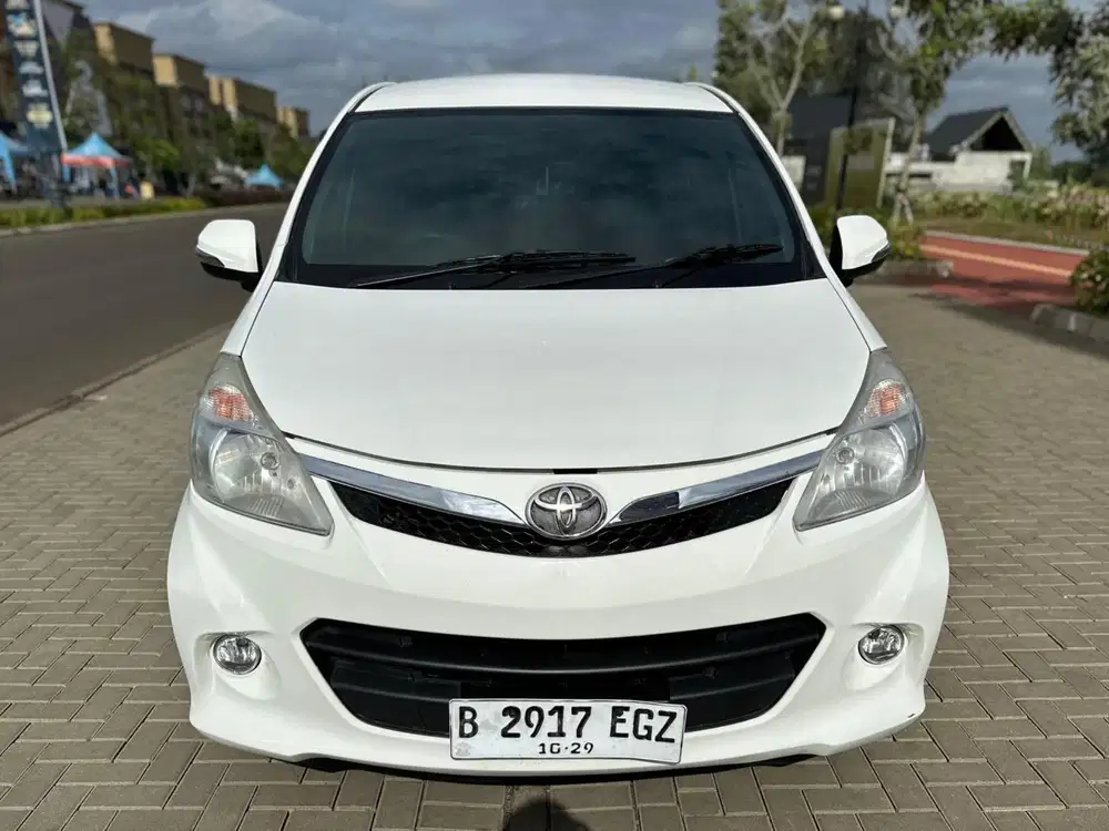 Toyota Veloz 1.5 Automatic 2015 Putih