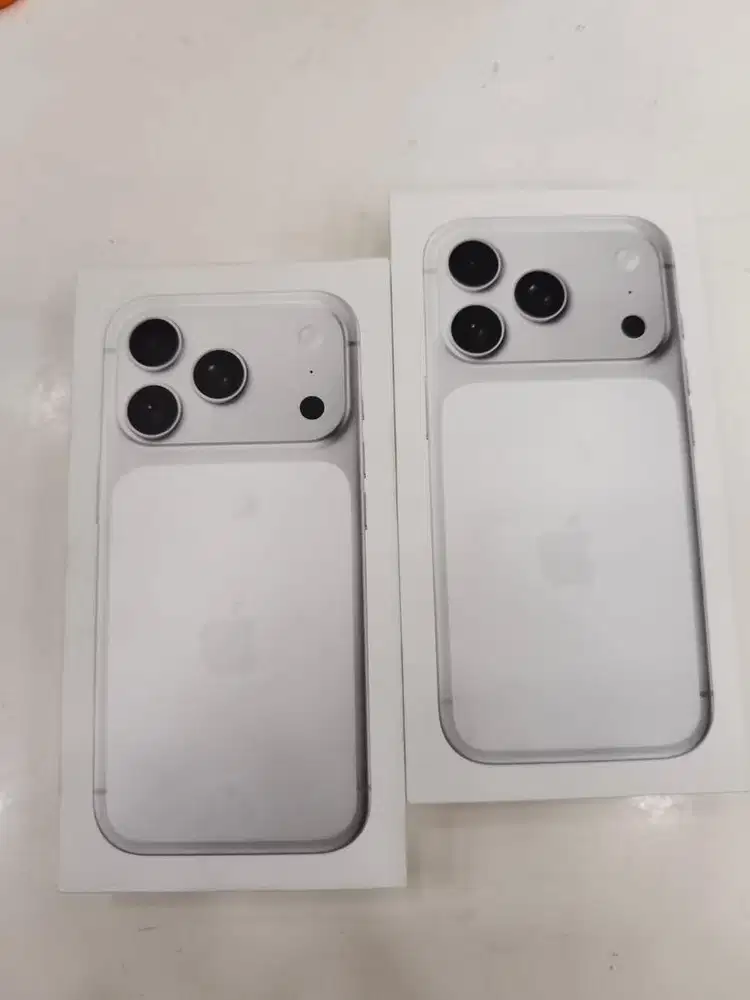 Iphone 17pro 256 silver