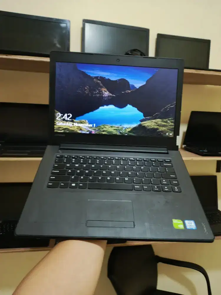 Lenovo Ideapad 310 14IKB Intel Core i5 Kabylike Gen 7 Double VGA