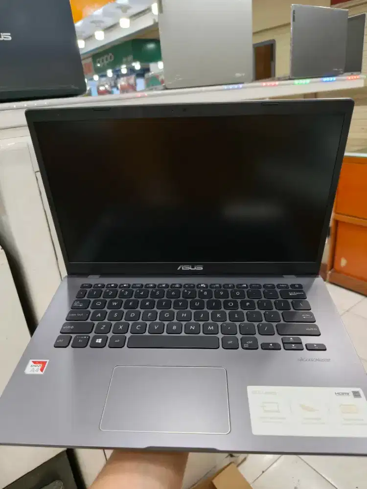 ASUS VIVOBOOK M409B