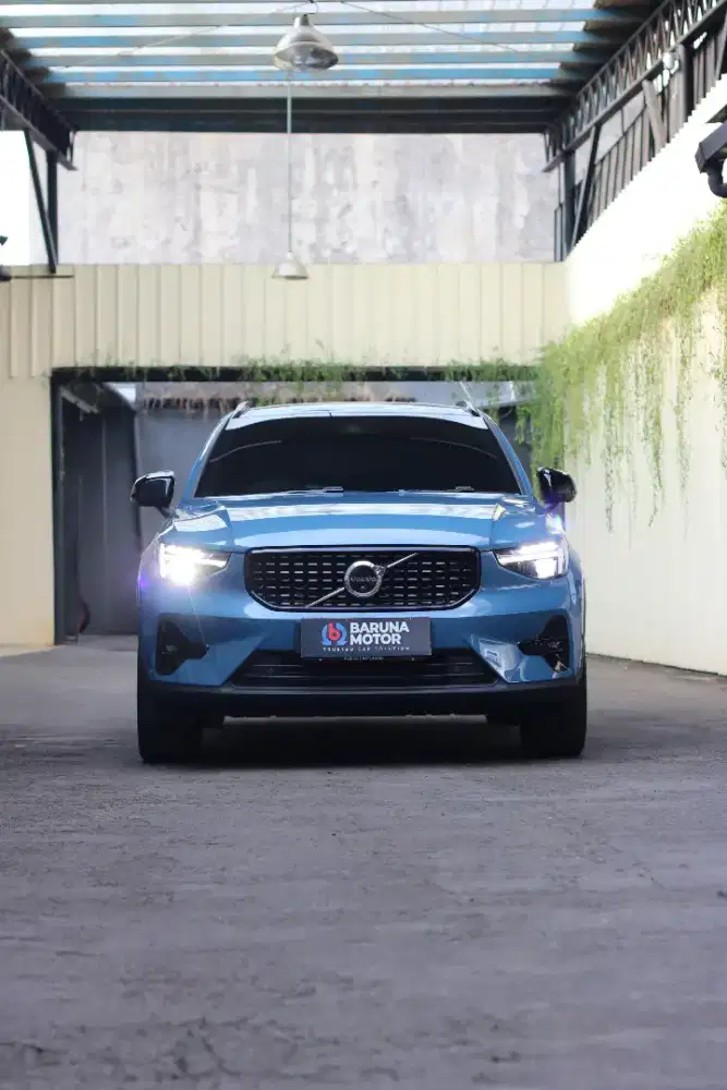 VOLVO XC40 XC 40 T5 RECHARGE Favelift 2023