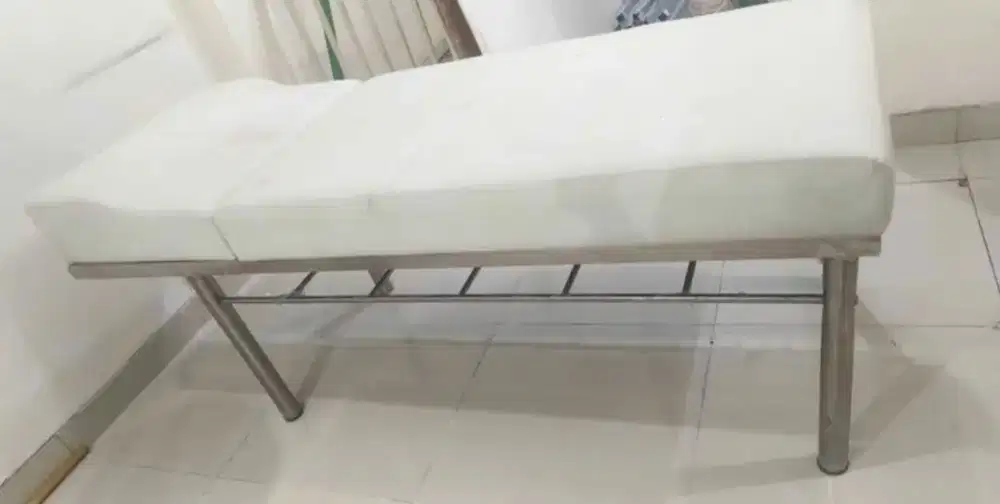 Bed Facial, Bed Pasien, Bed treatment. Bisa untuk klinik, salon