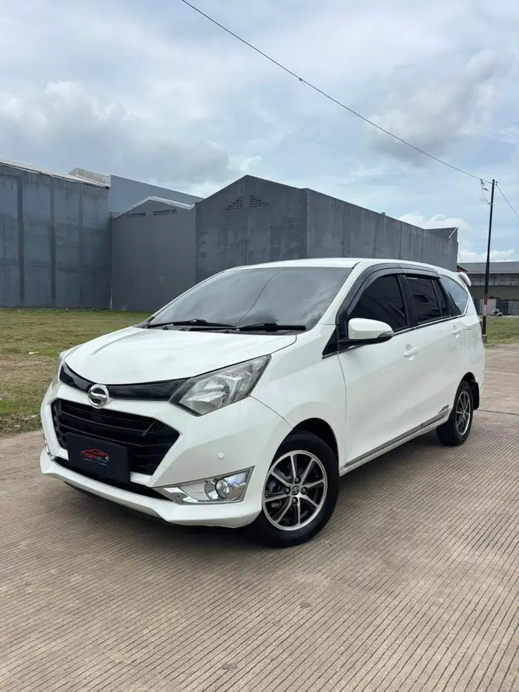 Daihatsu Sigra 1.2 R Deluxe 2016 Automatic ( Putih Metalik )