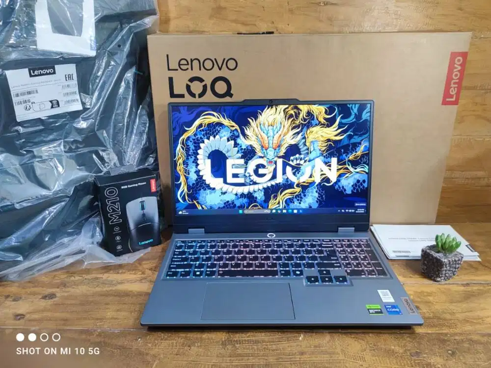 Lenovo LOQ 15IRX9 Intel i7-13650HX 12GB/512GB RTX4050 6GB FULLSET BNOB