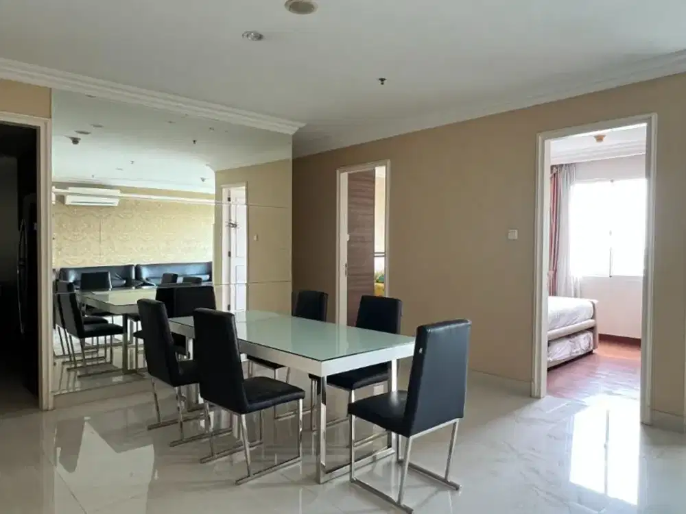Apartemen Grand Permata Hijau Tower B 140m 3+1BR Semi Furnished