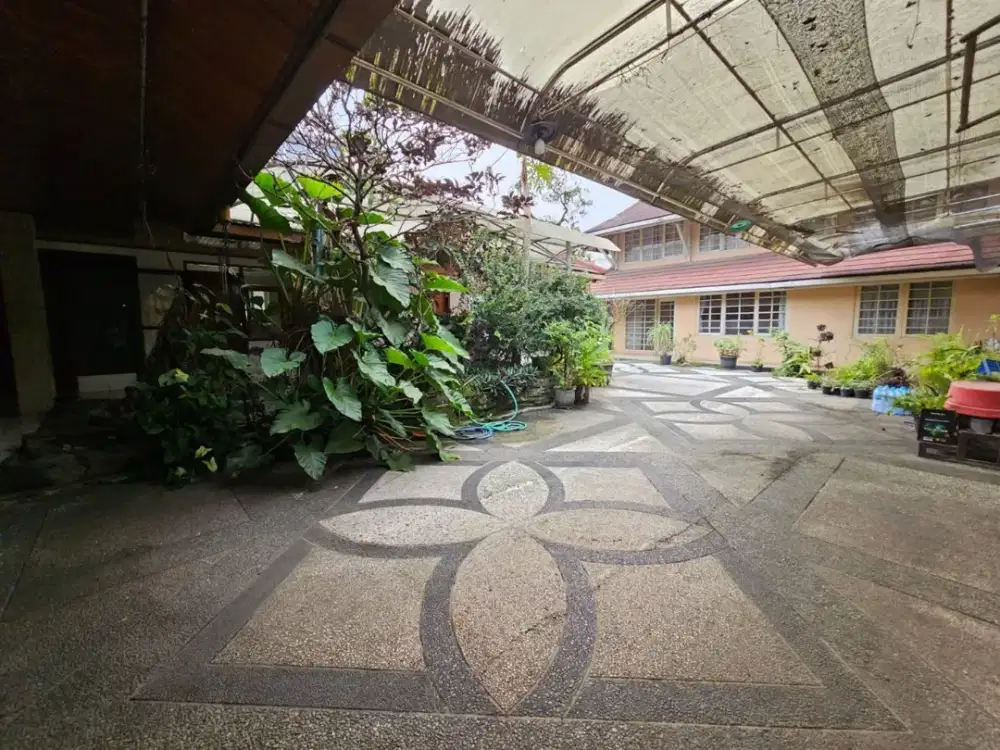 Rumah Hitung Tanah Bawah NJOP Strategis Mainroad Garuda