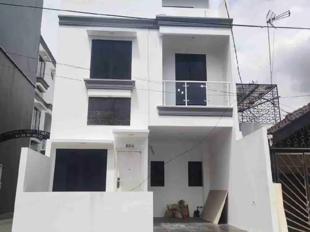 rumah mewah akses mudah dicempaka putih barat jakarta pusat