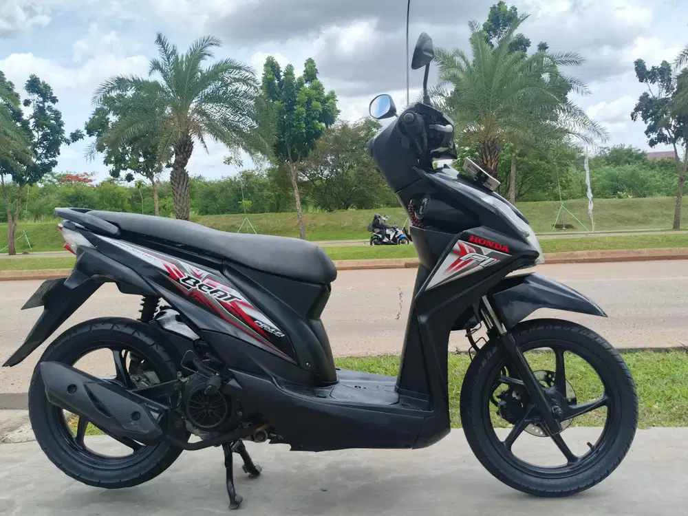 Honda beat fi esp 2015 pajak hidup halus mulus terawat