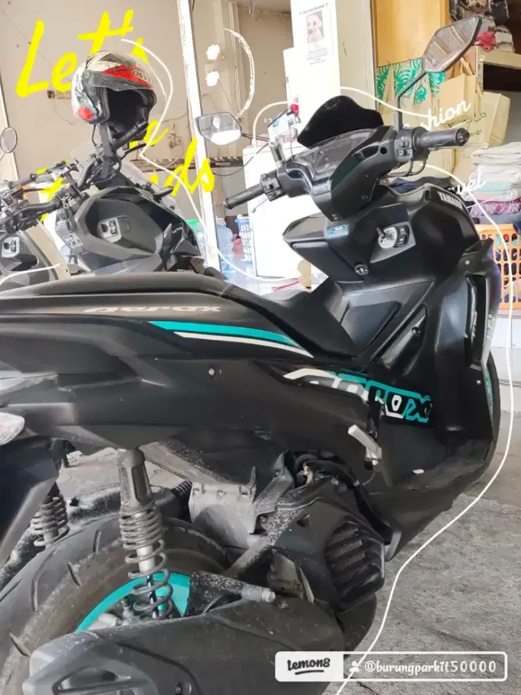 Di jual motor matic yamaha aerox tahun 2022