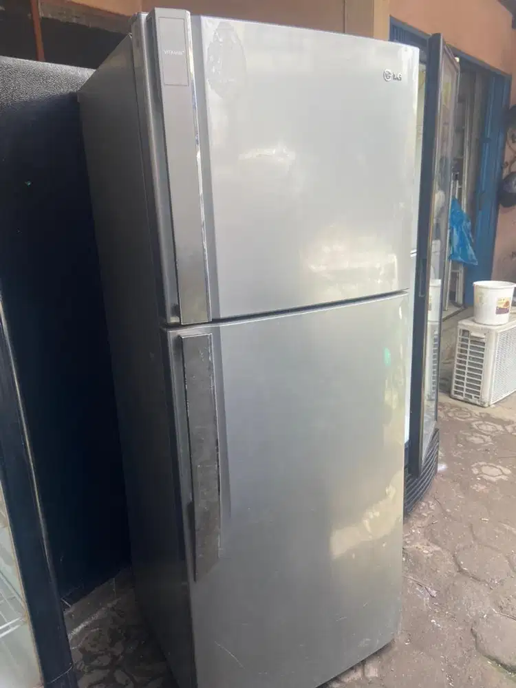 Kulkas 2 pintu jumbo