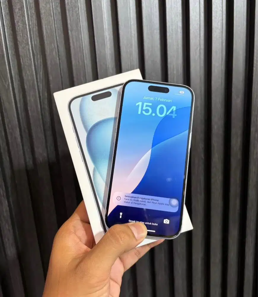 iphone 15 resmi garansi on