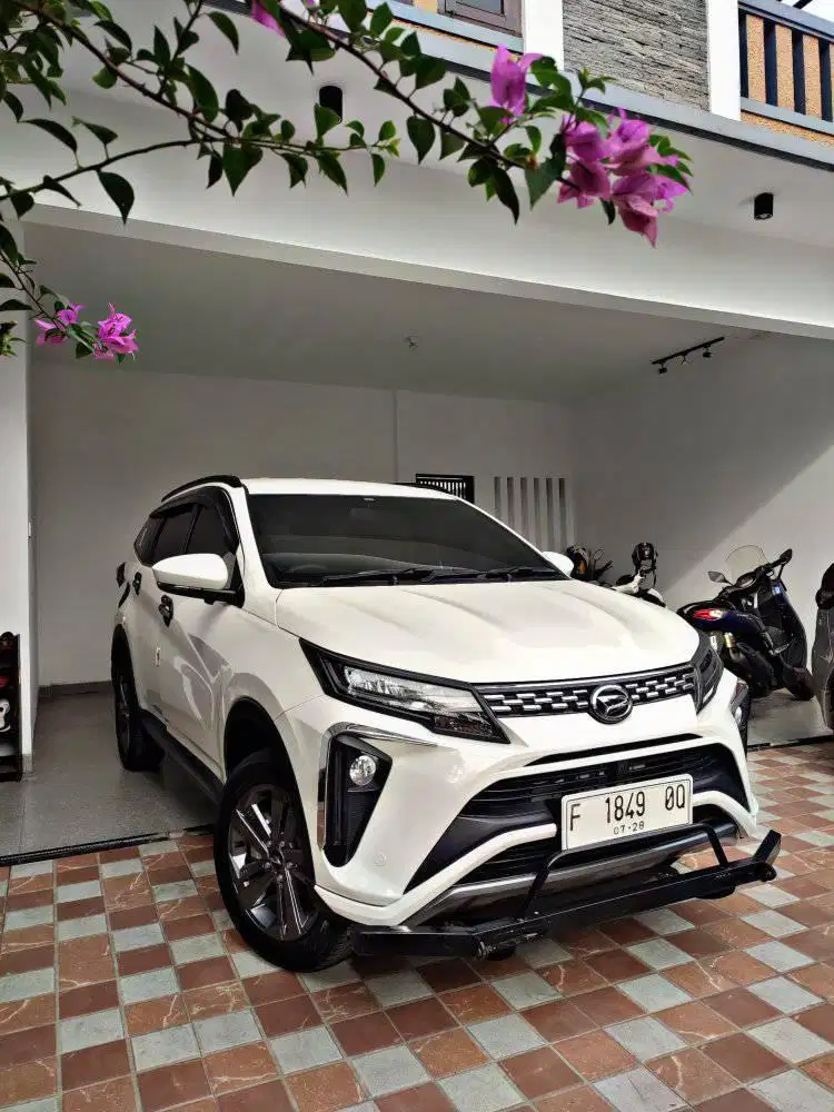 Daihatsu Terios R ADS 2023 Manual Putih