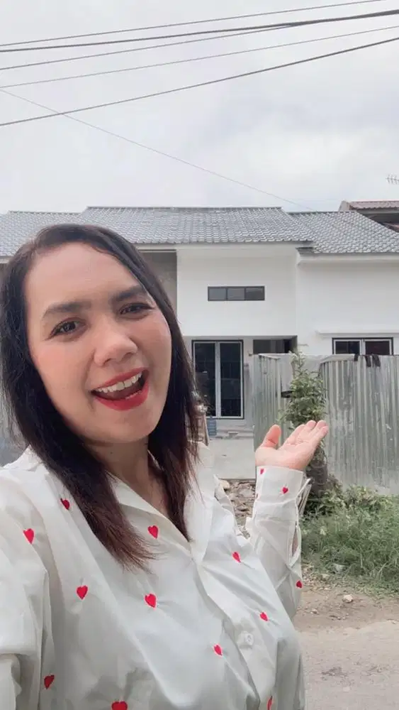 Boss Qyue.. rumah mewah termurah di padangbulan gratis pagar canopy