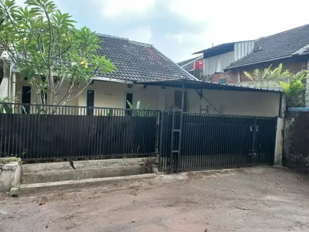 Rumah Murah Siap Huni dalam Komplek Cipamokolan bandung