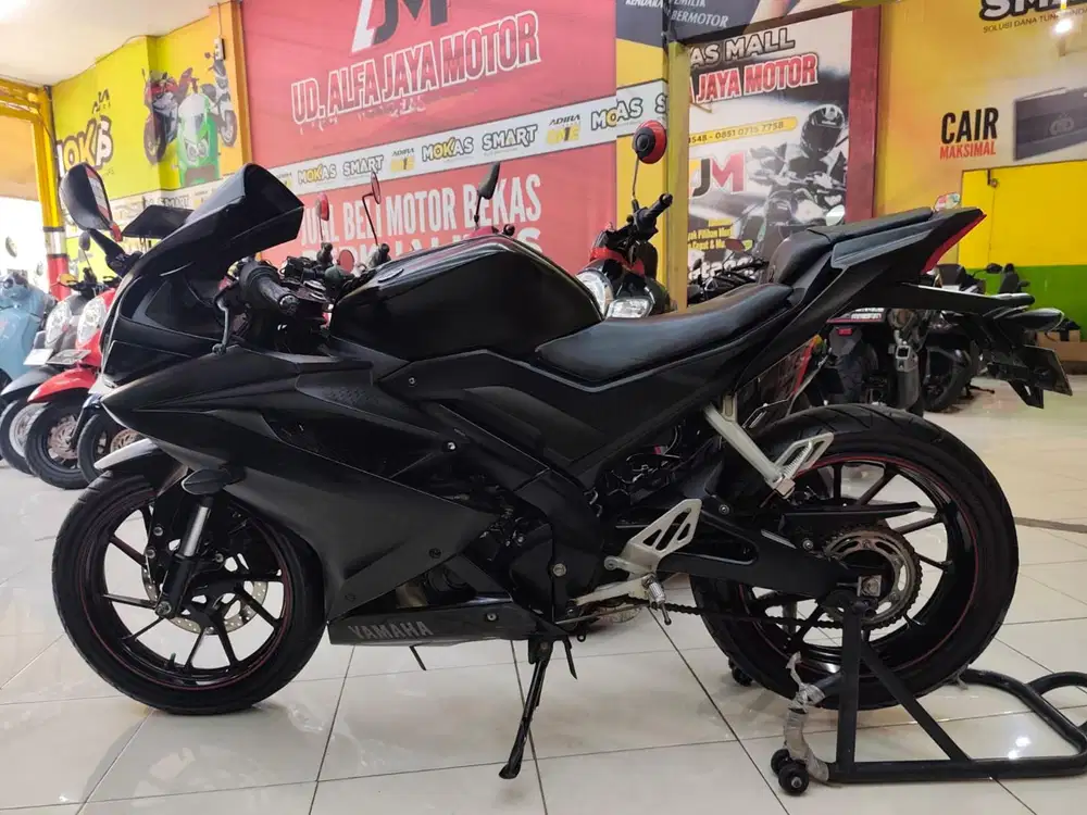 Yamaha R15 v3 tahun 2017