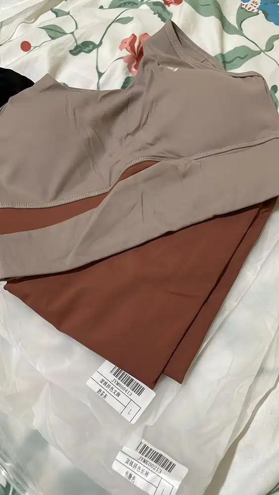 Admin packing olshop + konten sederhana