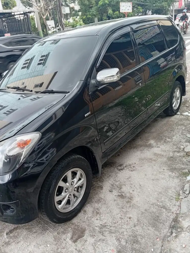 Toyota Avanza 2011 Bensin