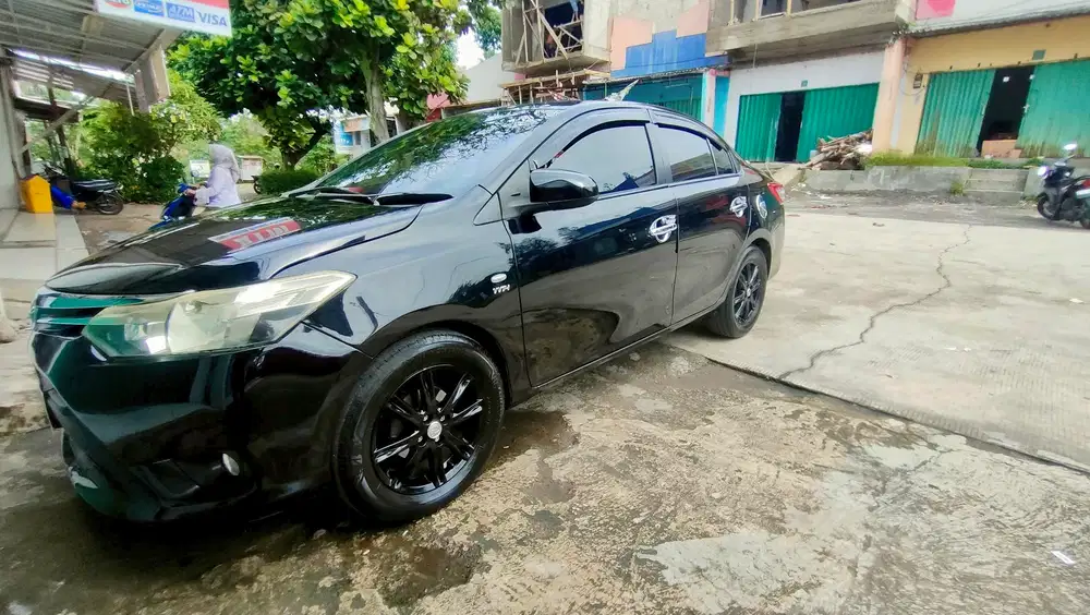 Toyota Limo 2015 Bensin