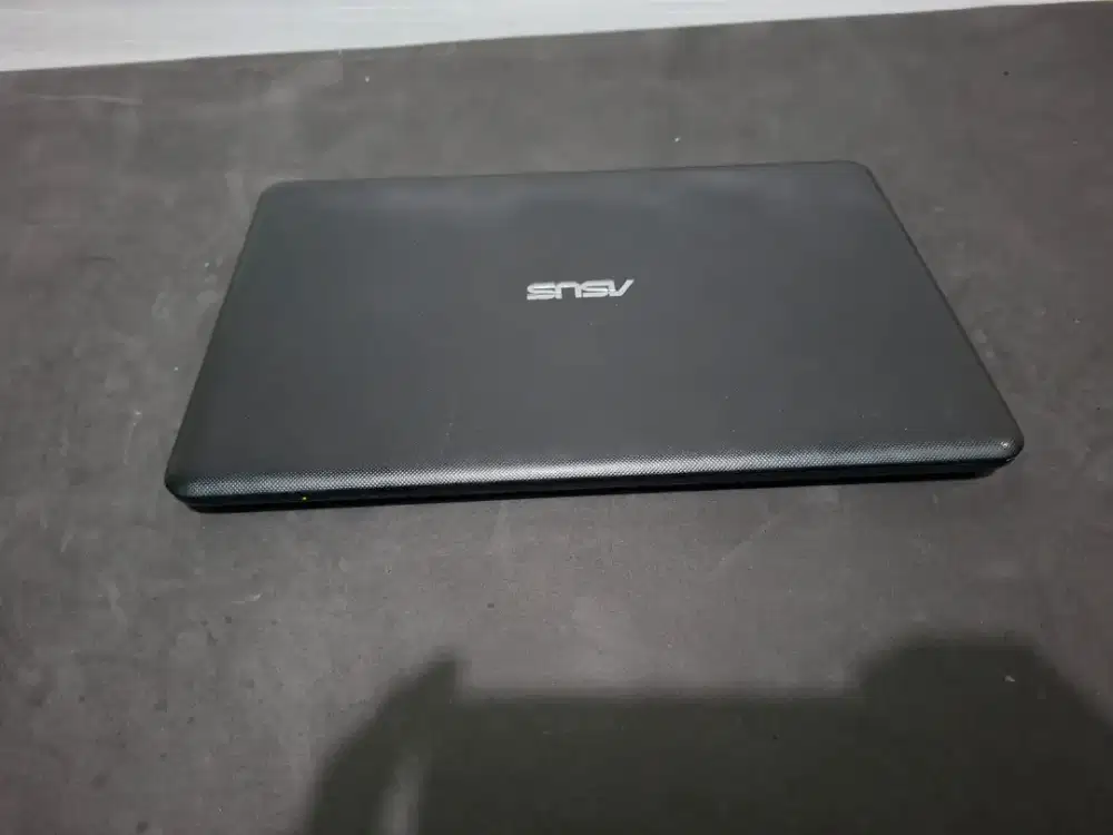 NOTEBOOK ASUS E202SA CELERON N3060  RAM 2GB SSD 128Gb.