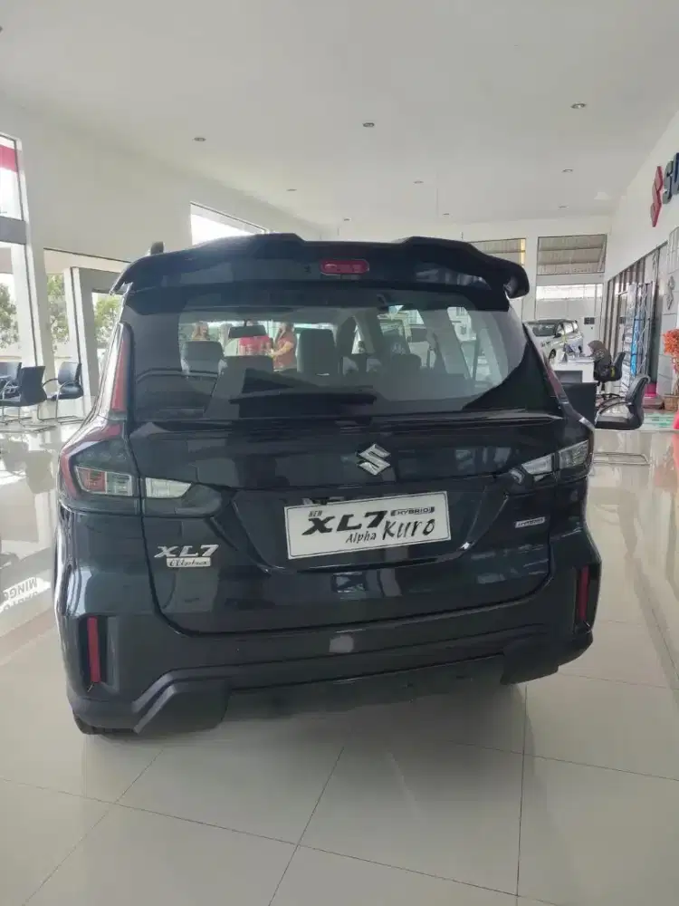 Suzuki XL-7 Alpha Kuro At