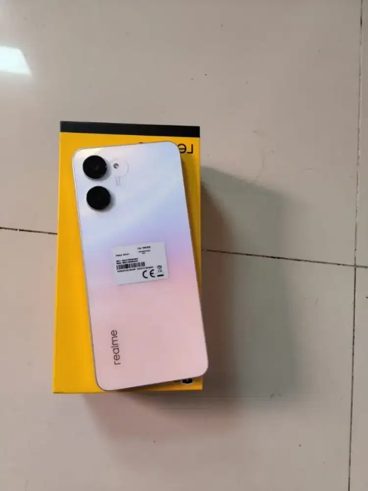 Real me 10 baru beli 5 bulanan