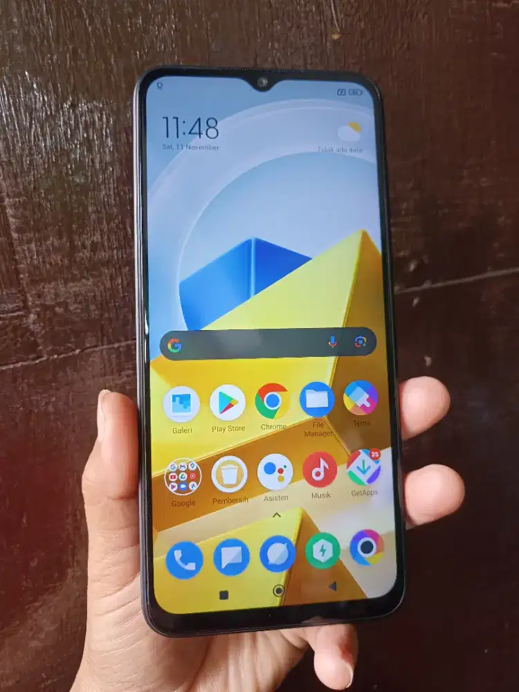 Poco m5 nfc 4+4/128 perfect