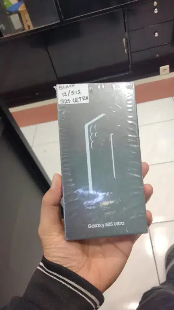 Samsung galaxy S25 ultra 12/512GB
