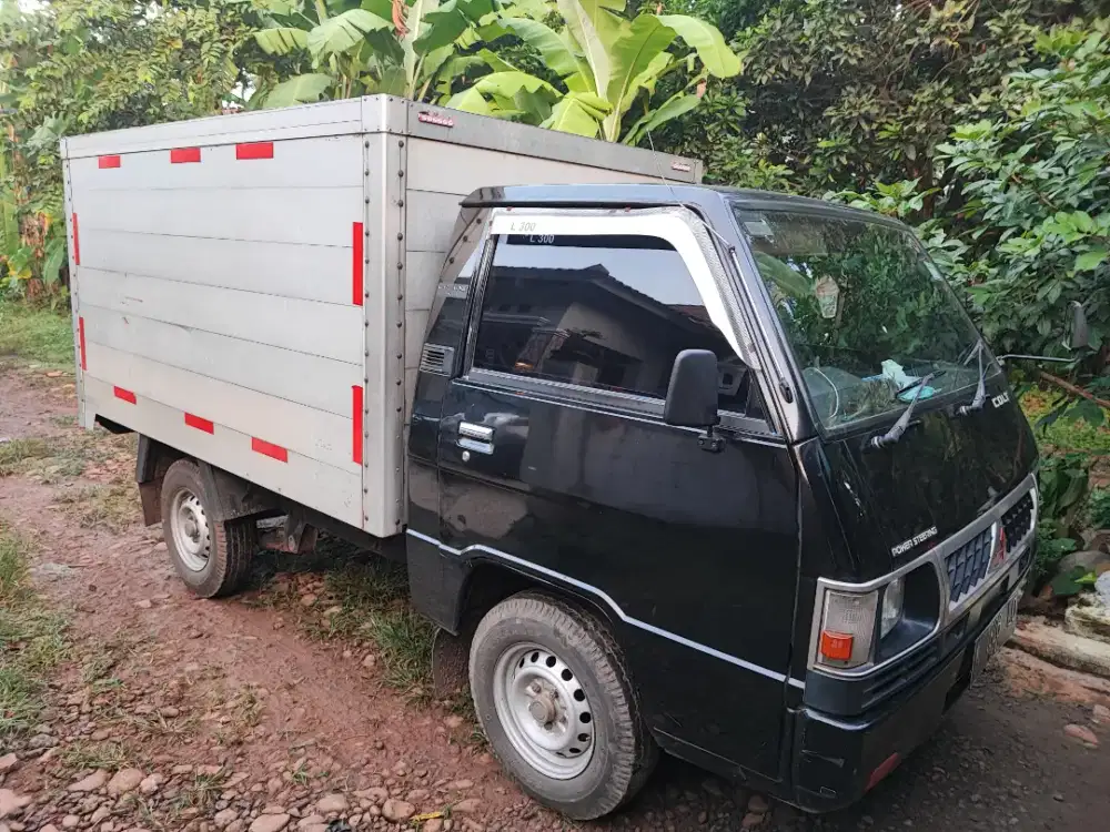 L300 solar bok th 2009 power stering