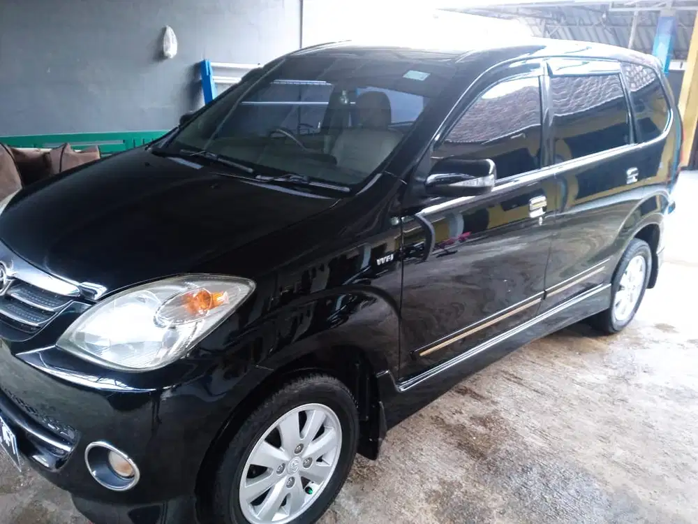 Toyota Avanza 2011 Bensin