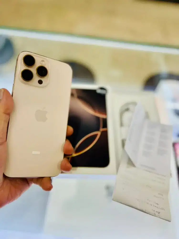 iPhone 16 Pro Max 256 GB Desert Blibli BH 99%, Garansi sd April 2026