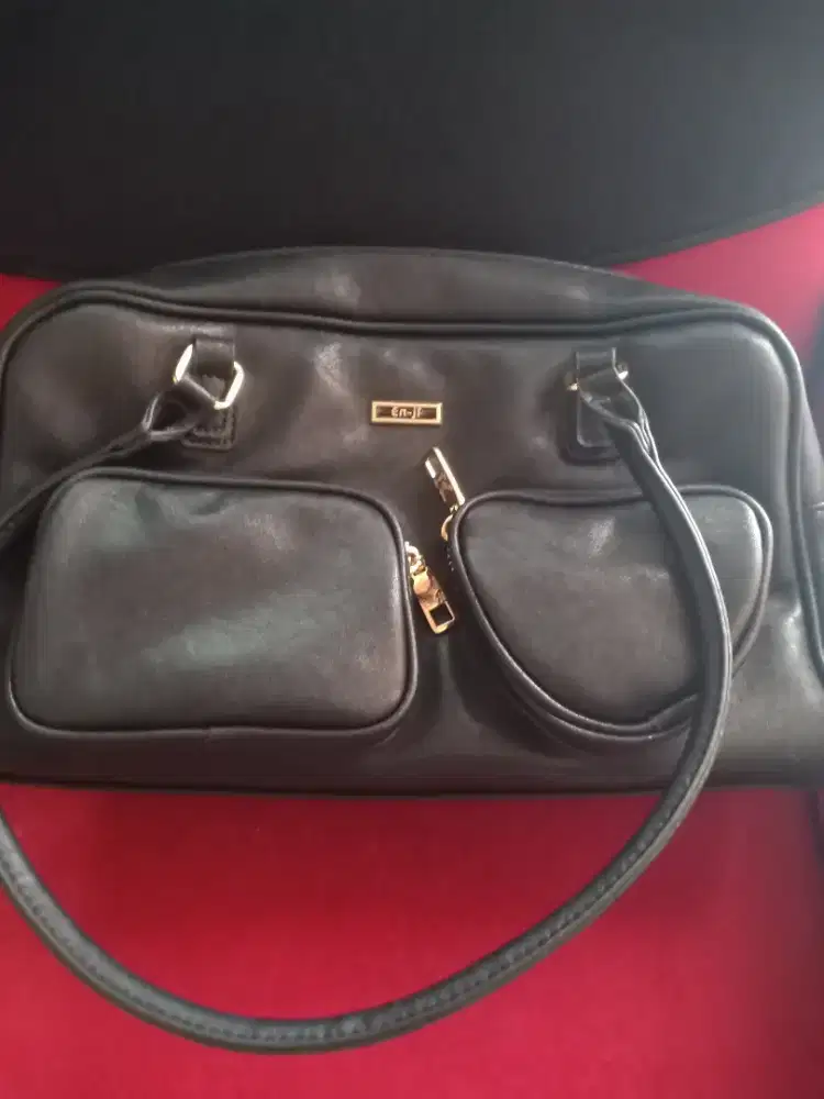 Tas wanita Merk Enji