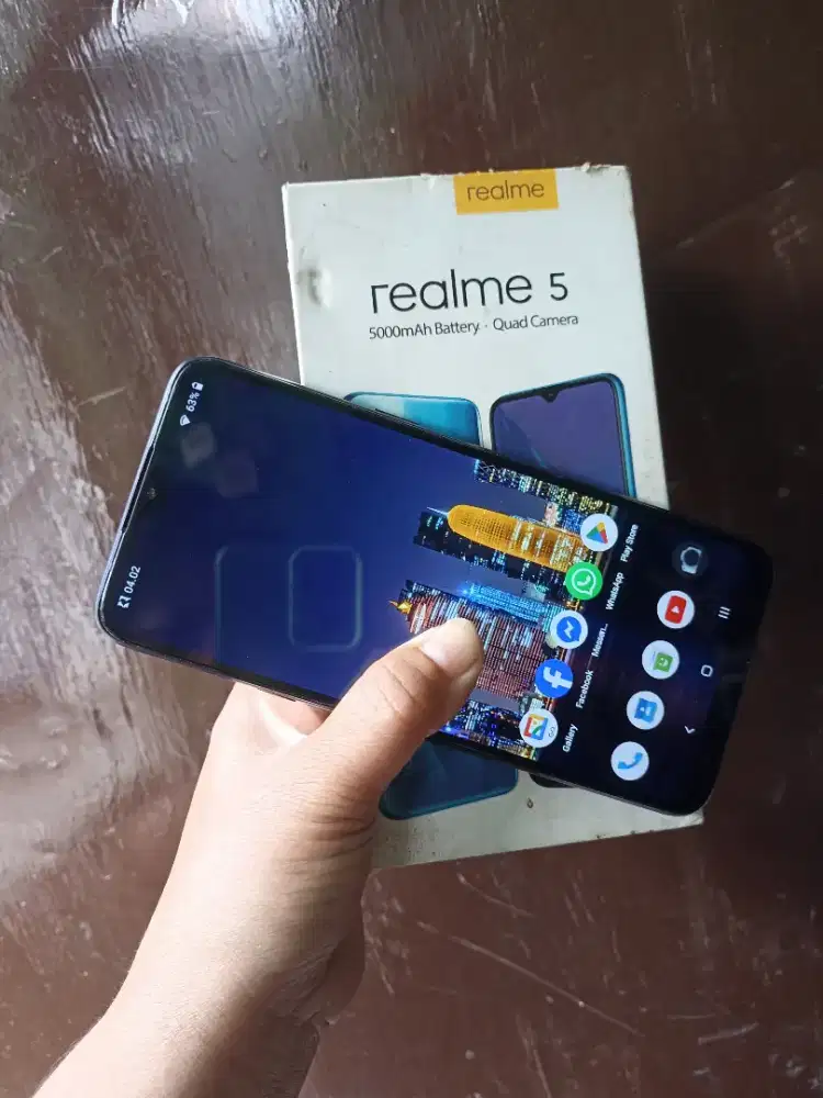 REALME 5 RAM 4/128 HP+DUSBOX