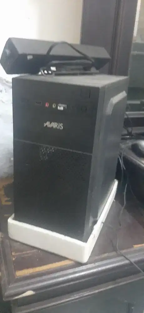 Pc rakitan Intel core i3-ram 8gb,SSD 256+HDD500gb