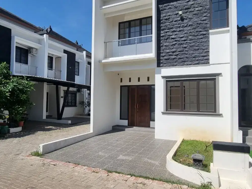 Rumah Strategis 2 Lantai 5 Menit Ke Pintu Tol Cisalak Depok